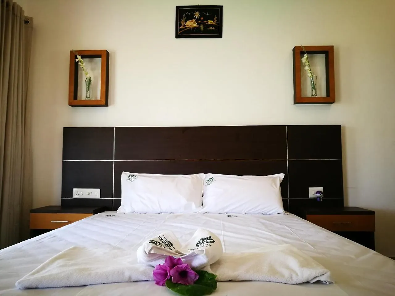 VOYE HOMES Majestic Lake&Beach Resort Varkala Paravūr